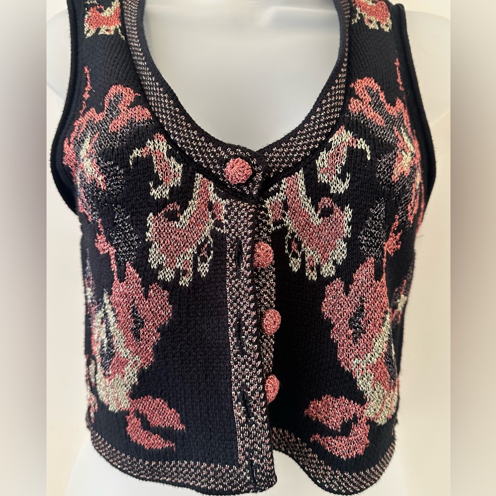 Zara adorable Black/Gold crop vest.  Size S.
